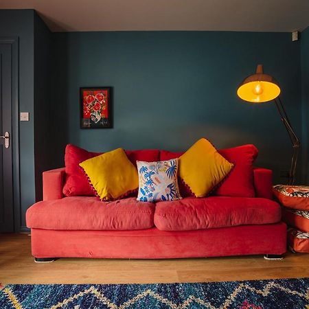 Central Belfast Apartments Unique Retreat Bagian luar foto